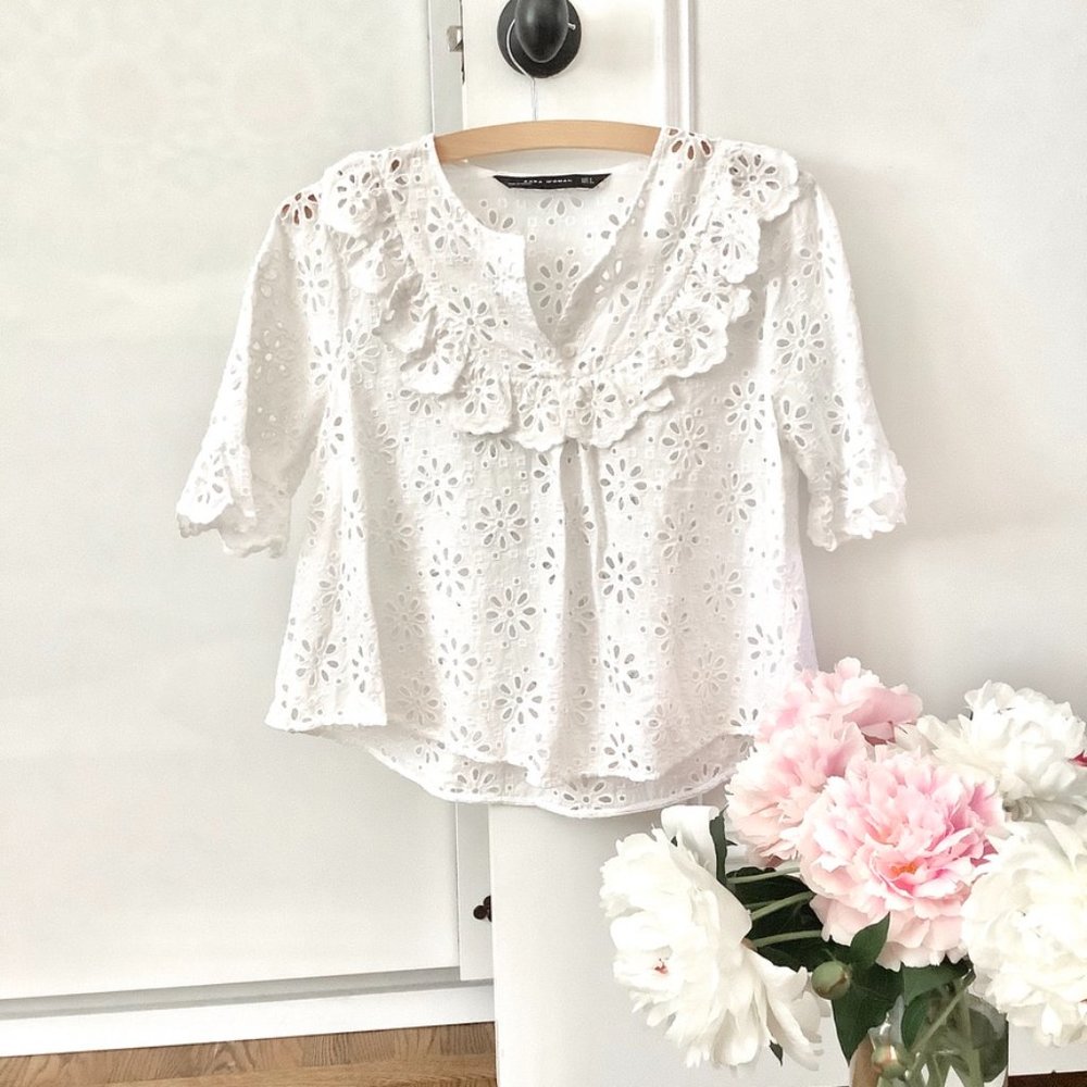Zara white eyelet cotton lace blouse S